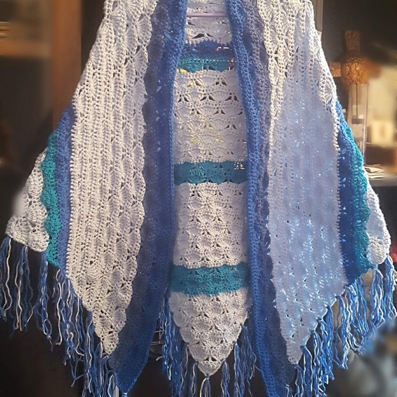 SHAWLs,& other handmade, crochet & knitting stuff - Picture 3 of 3